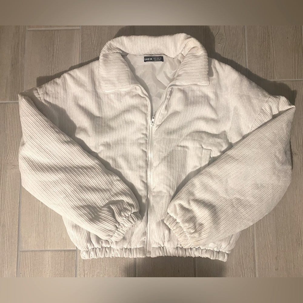 Puffer Style White Jacket